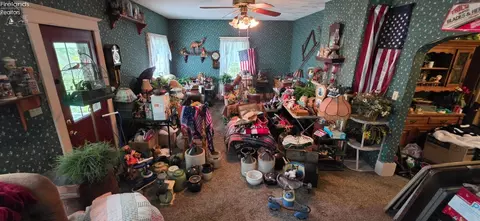 160 E Bryant Ave, Wayne, OH 43466 photo 6
