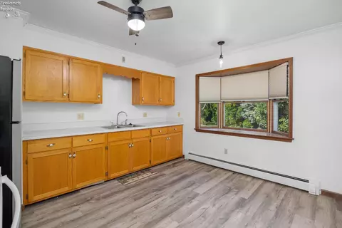 718 Vine Ave, Marblehead, OH 43440 photo 5
