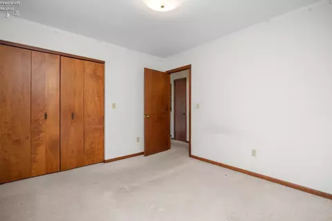 718 Vine Ave, Marblehead, OH 43440 photo 33