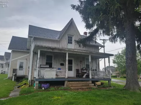 504 Kilbourne St, Bellevue, OH 44811