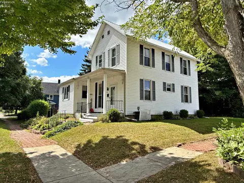270 Hedges St, Tiffin, OH 44883