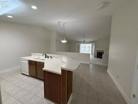 1701 Paige Ct, Huron, OH 44839 photo 5
