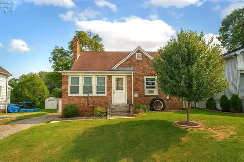 374 5th Ave, Mansfield, OH 44905