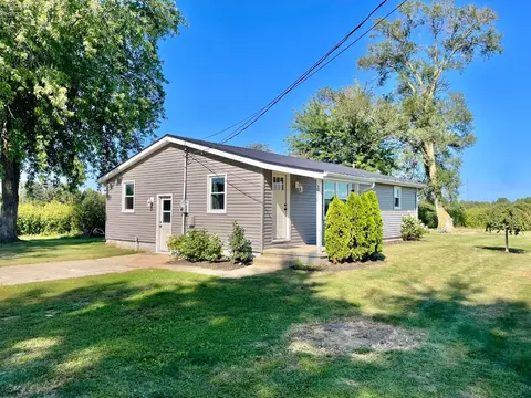 1210 Castalia St, Fremont, OH 43420