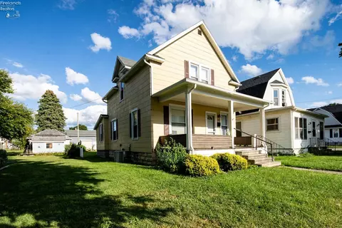 1103 White Ave, Fremont, OH 43420