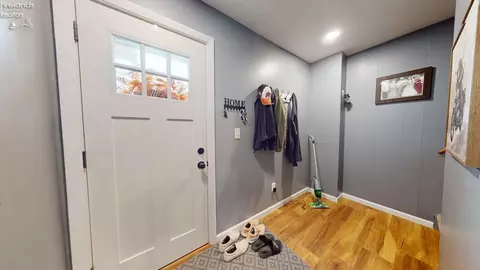 Entry Way - 702 Euclid, Willard, OH 44890 photo 1 of 2