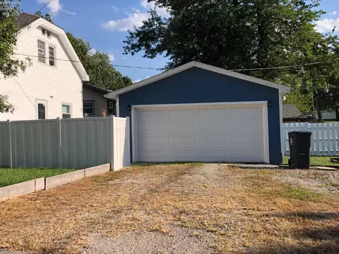 Exterior - 702 Euclid, Willard, OH 44890 photo 4 of 4