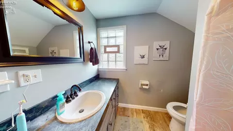 Bath - 702 Euclid, Willard, OH 44890 photo 1 of 2