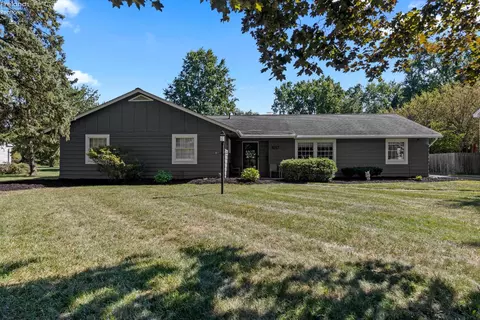 5217 S Park Dr, Lorain, OH 44053