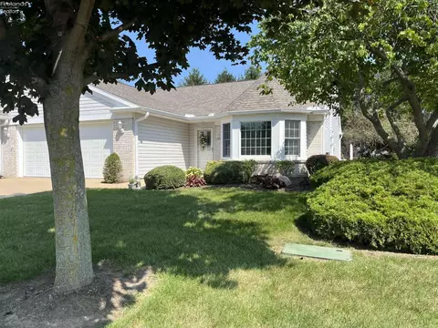 1719 E Waterberry, Huron, OH 44839