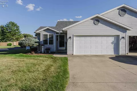167 Excalibur Dr, Clyde, OH 43410