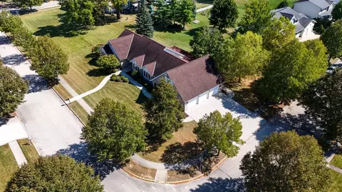 View/Area - 607 Linden Ln, Willard, OH 44890 photo 8 of 11