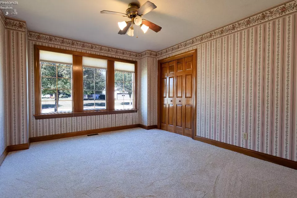 Bedroom - 607 Linden Ln, Willard, OH 44890 photo 3 of 5