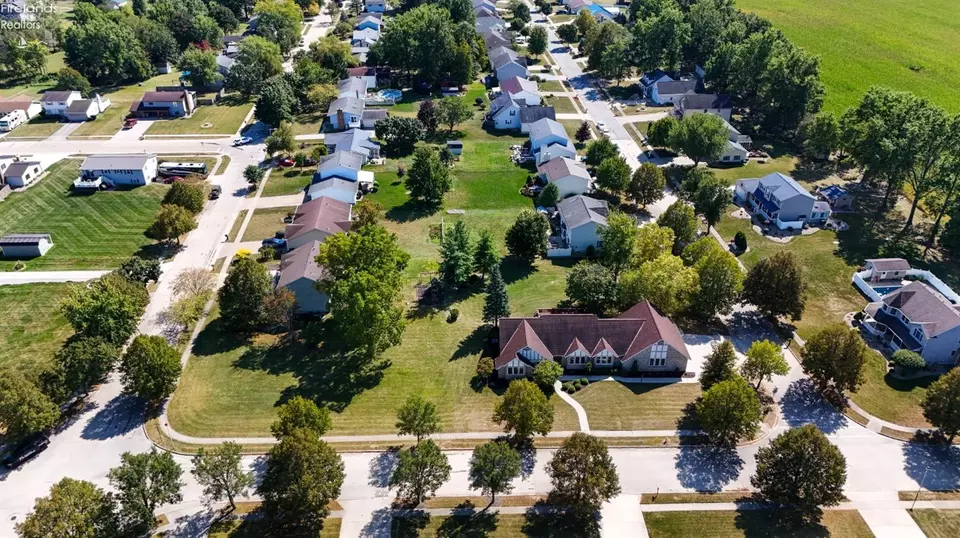 View/Area - 607 Linden Ln, Willard, OH 44890 photo 10 of 11