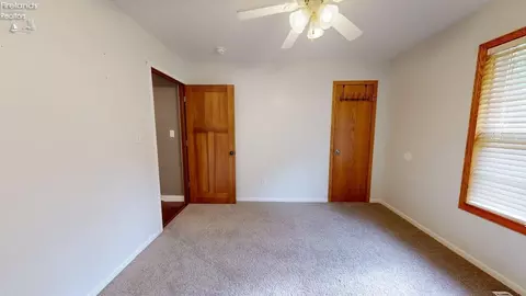 Bedroom - 660 Tanglewood Trl, Willard, OH 44890 photo 6 of 6