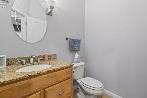 Bath - 1135 E Cleveland Rd, Huron, OH 44839 photo 2 of 6