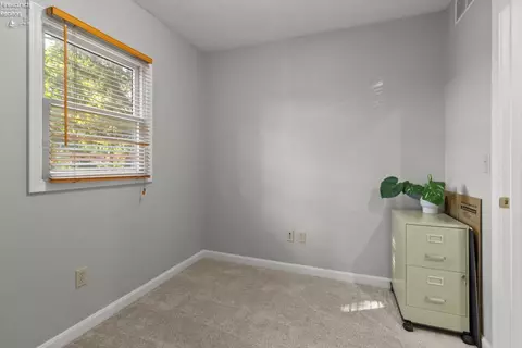 Bedroom - 1135 E Cleveland Rd, Huron, OH 44839 photo 11 of 11