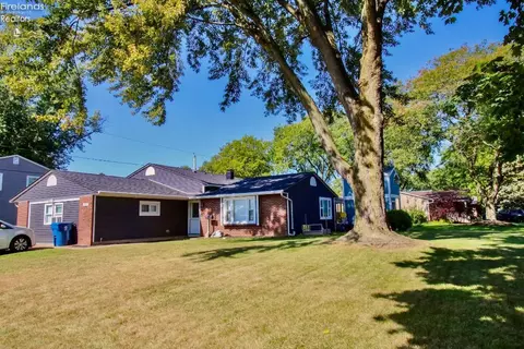 3117 E Bayview Ln, Sandusky, OH 44870