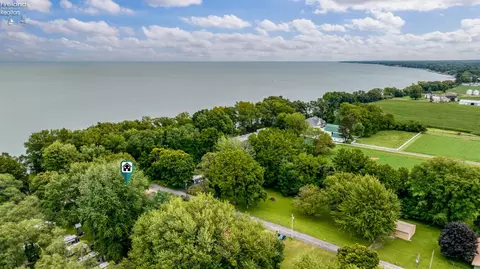 7311 Freeman Ln, Huron, OH 44839 photo 6