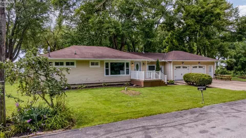 7311 Freeman Ln, Huron, OH 44839