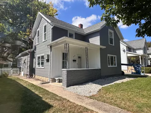 818 Franklin Ave, Fremont, OH 43420