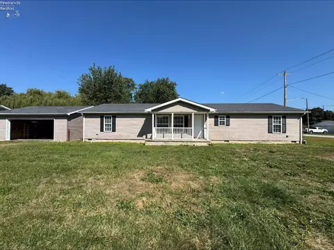 625 Ames St, Clyde, OH 43410