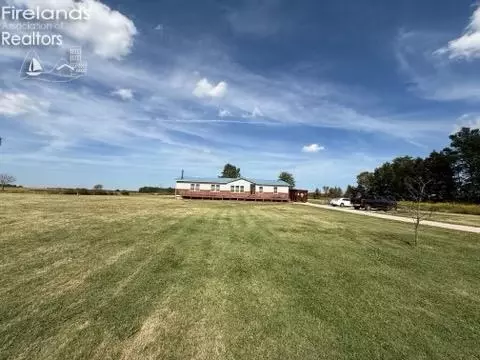 7313 E State Route 18, Republic, OH 44867