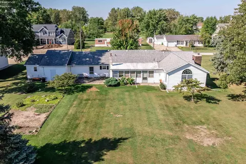 Exterior - 2217 Meter Rd, Marblehead, OH 43440 photo 8 of 15