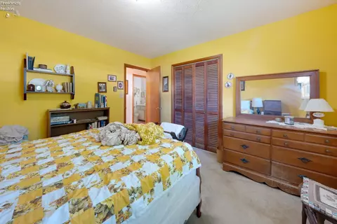Bedroom - 2217 Meter Rd, Marblehead, OH 43440 photo 6 of 8