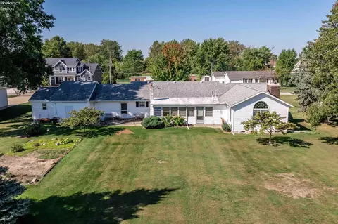 Exterior - 2217 Meter Rd, Marblehead, OH 43440 photo 10 of 15