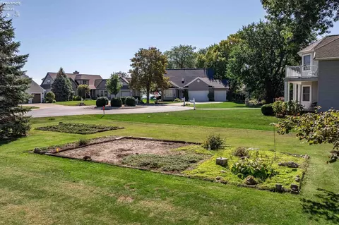 Exterior - 2217 Meter Rd, Marblehead, OH 43440 photo 14 of 15