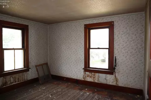 58 Elm St, Norwalk, OH 44857 photo 9