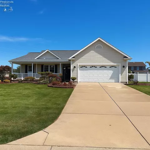 730 Kelley Ln, Sandusky, OH 44870