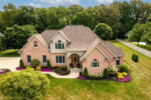 2163 Cole Creek Dr, Norwalk, OH 44857