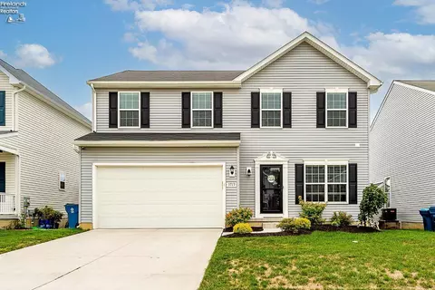 3713 Woodworth Dr, Lorain, OH 44053