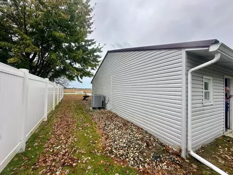 1476 Scranton, Norwalk, OH 44857 photo 24