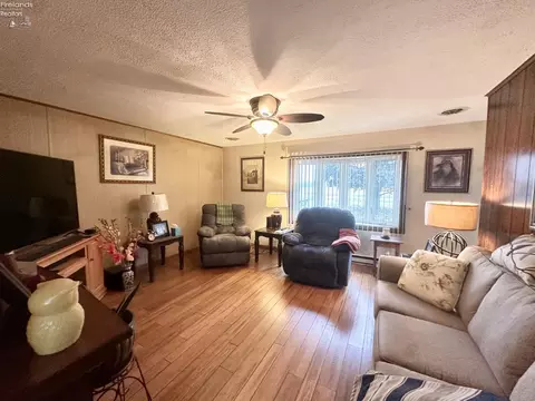 1476 Scranton, Norwalk, OH 44857 photo 3