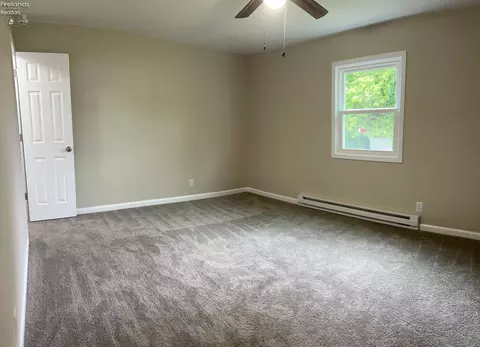 Bedroom - 712 Eulala Ave, Sandusky, OH 43351 photo 1 of 9