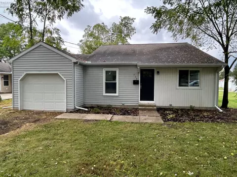 712 Eulala Ave, Sandusky, OH 43351