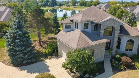 9 Eagle Crk, Norwalk, OH 44857
