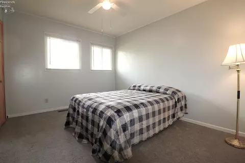 13 Spring St, Norwalk, OH 44857 photo 15
