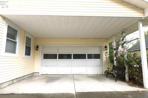 13 Spring St, Norwalk, OH 44857 photo 3