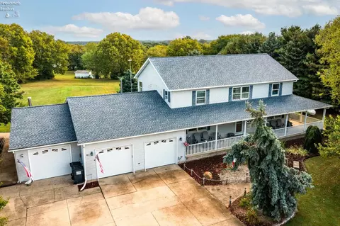 6516 Skadden Rd, Sandusky, OH 44870