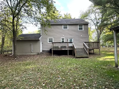 411 Lakeshore Dr, Willard, OH 44890 photo 4