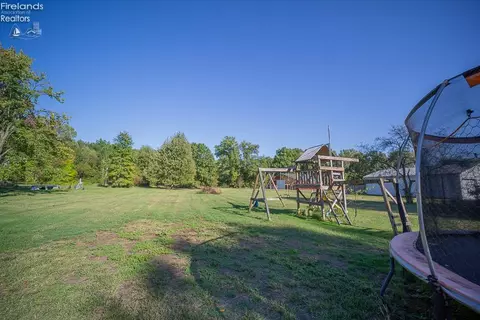 9708 Harrison Rd, Wakeman, OH 44889 photo 16