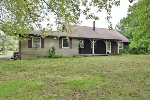 9708 Harrison Rd, Wakeman, OH 44889