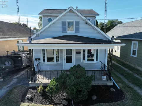 611 Lockwood Ave, Sandusky, OH 44870