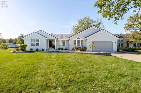 809 Kennedy Dr, Willard, OH 44890