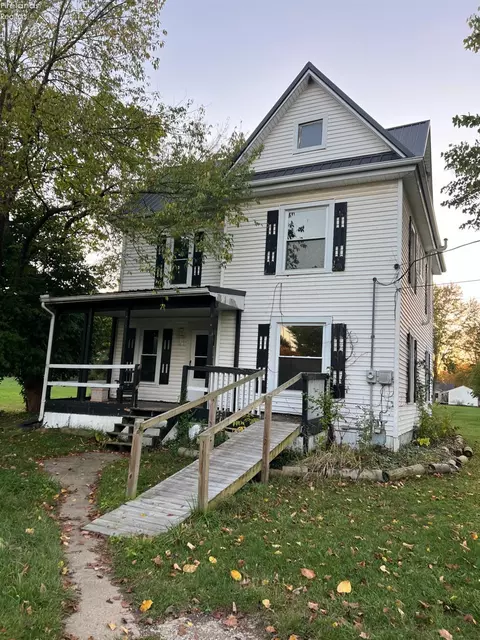 179 W Main St, New London, OH 44851