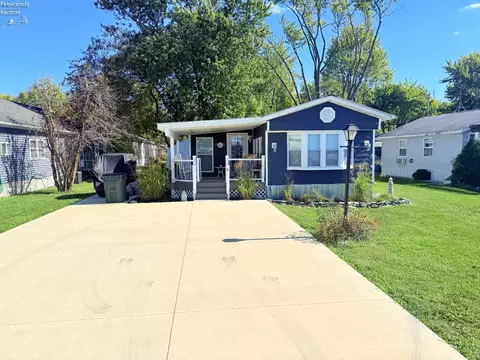 Exterior - 1600 N Buck Rd #6, Marblehead, OH 43440 photo 9 of 9